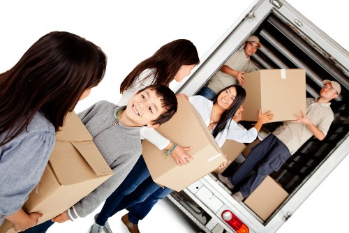 Local movers supporting home removals in New Malden