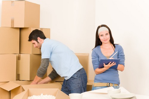 Flexible local moving support with a van in New Malden